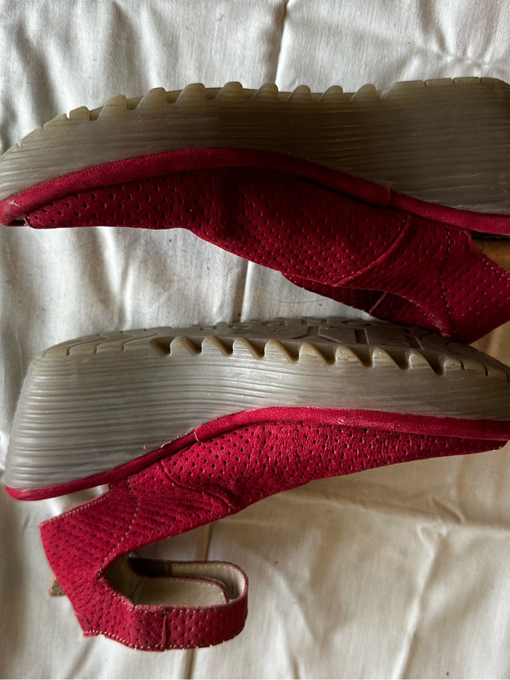 Women's Red Fly London Sandals - Picture 2 of 6